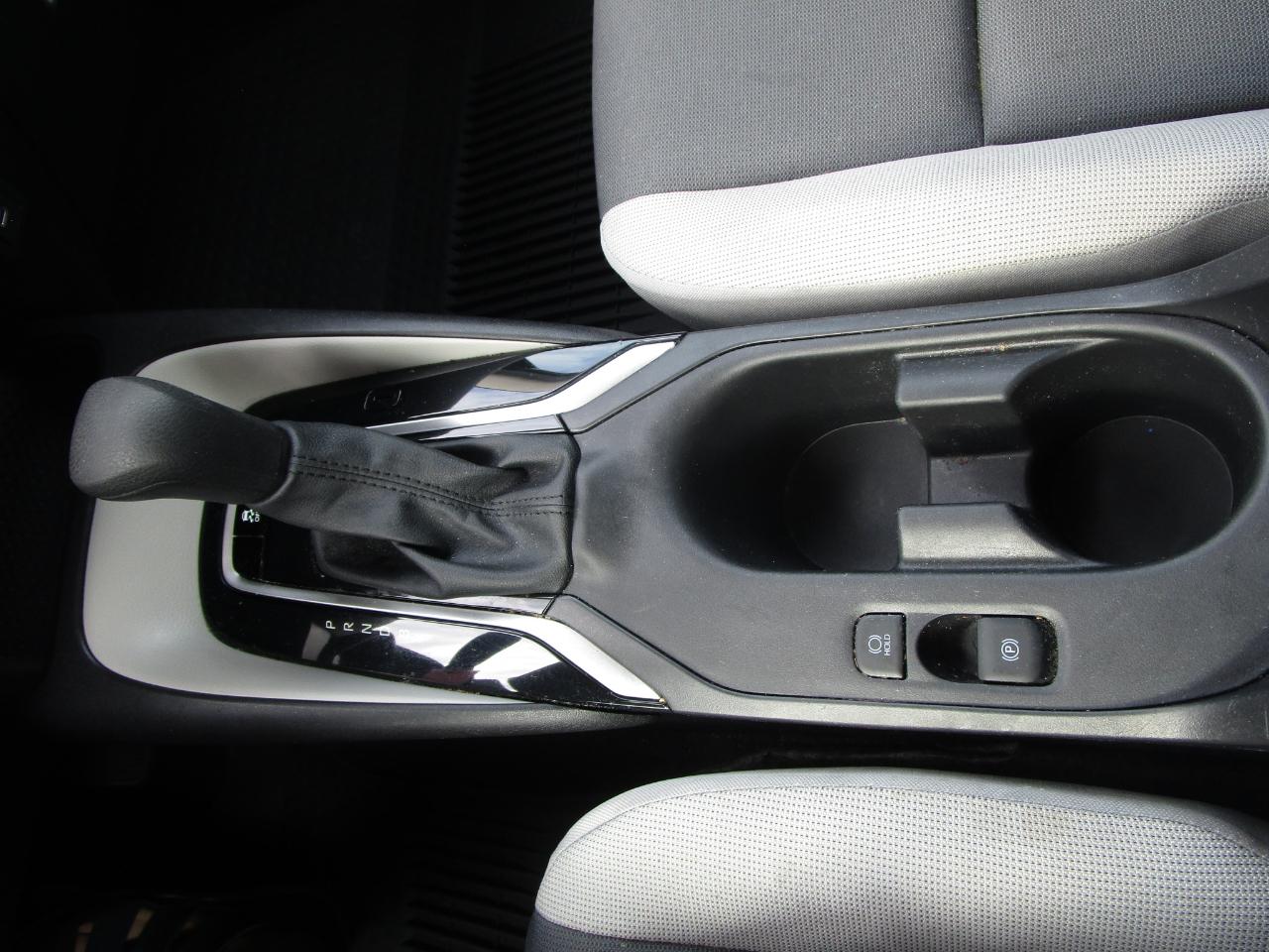 Toyota Corolla LE CVT (Natl) 2025