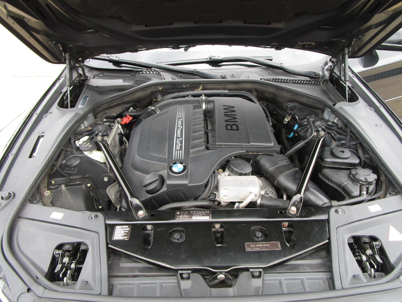 BMW 5 Series 4dr Sdn 535i xDrive AWD 2011