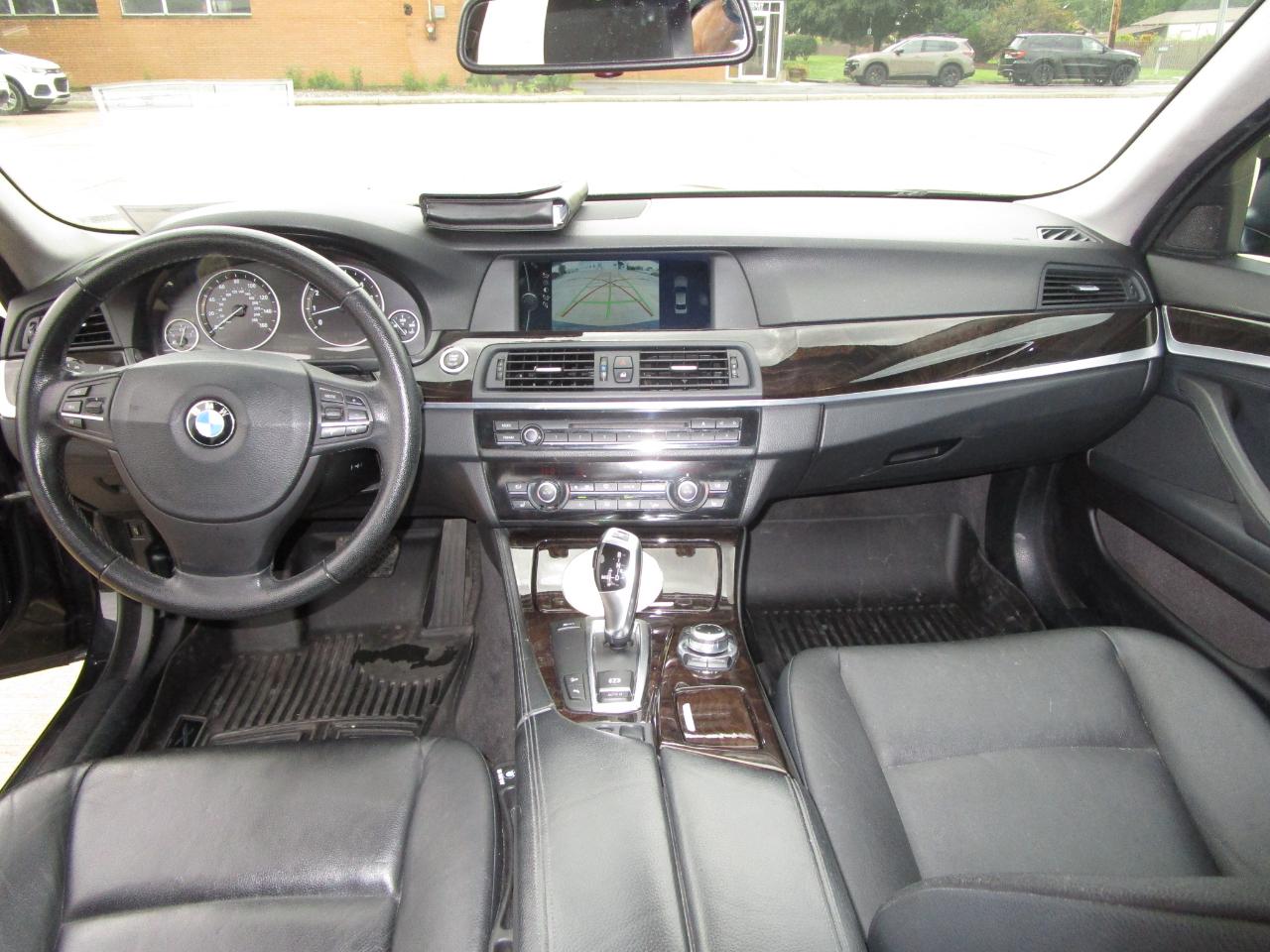 BMW 5 Series 4dr Sdn 535i xDrive AWD 2011