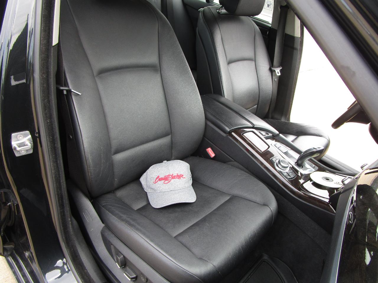BMW 5 Series 4dr Sdn 535i xDrive AWD 2011