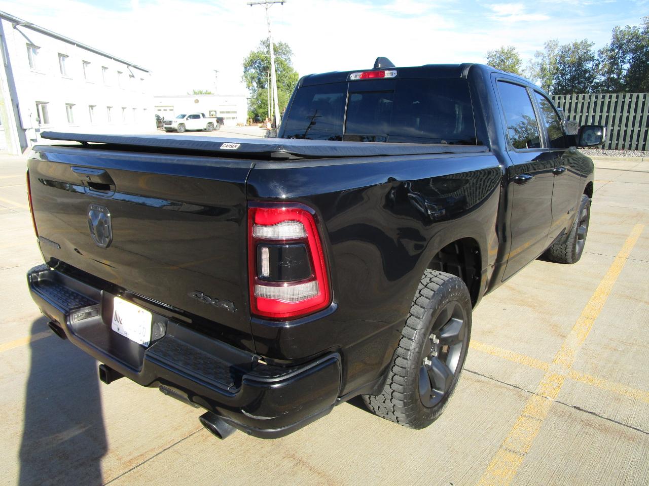 RAM 1500 Big Horn/Lone Star 4x4 Crew Cab 5'7" Box 2019