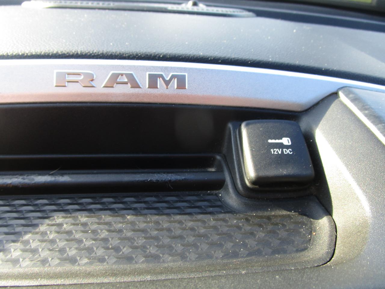 RAM 1500 Big Horn/Lone Star 4x4 Crew Cab 5'7" Box 2019