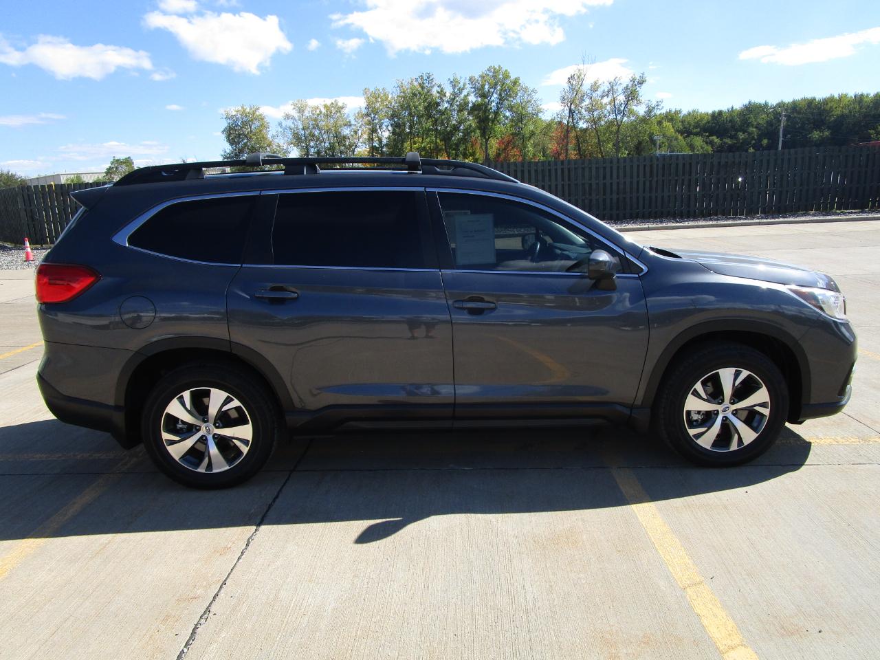 Subaru Ascent Premium 8-Passenger 2021