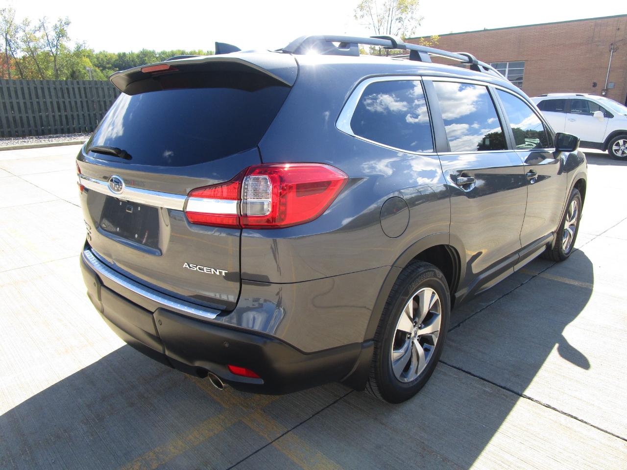 Subaru Ascent Premium 8-Passenger 2021