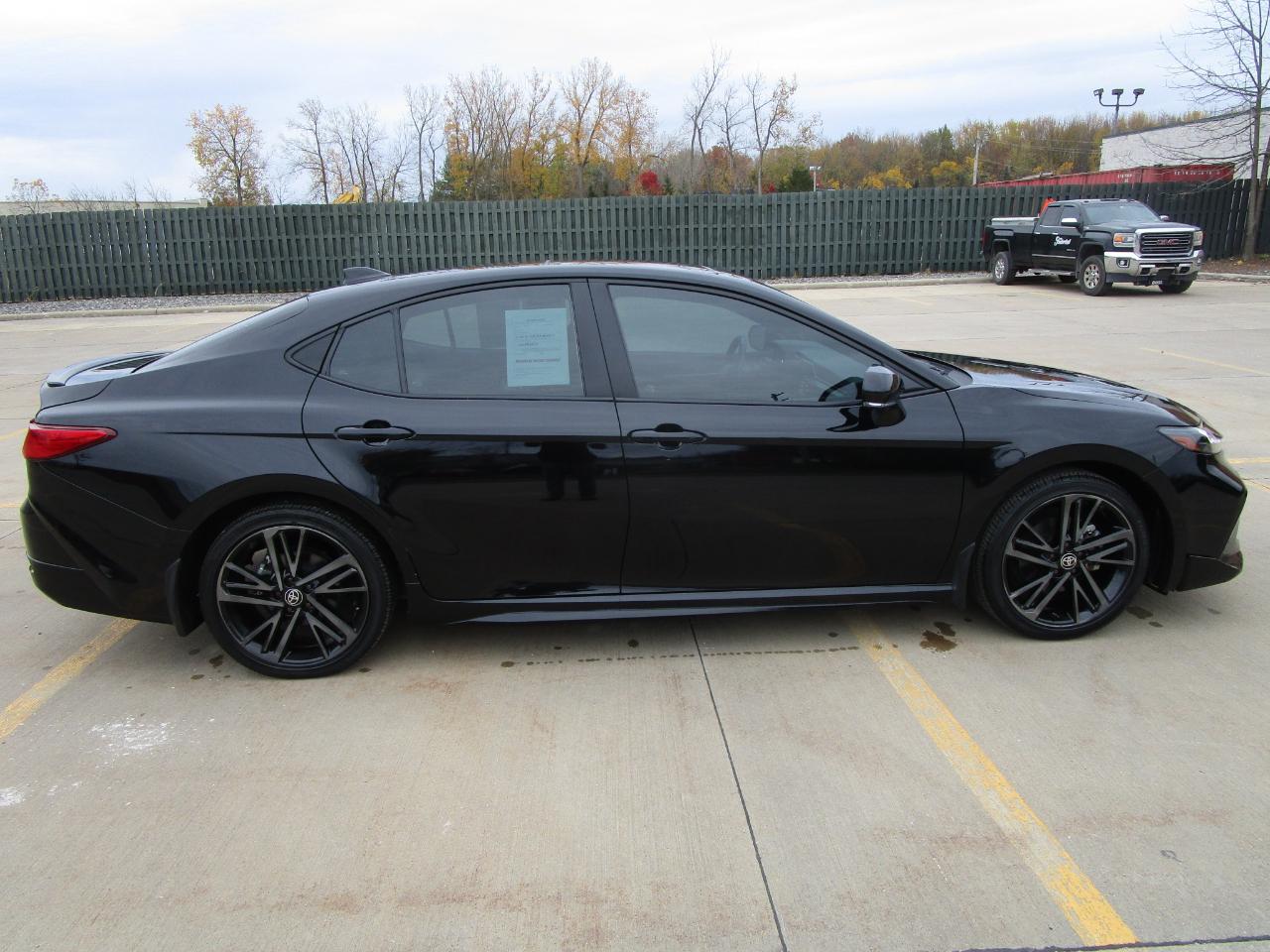 Toyota Camry XSE AWD (Natl) 2025