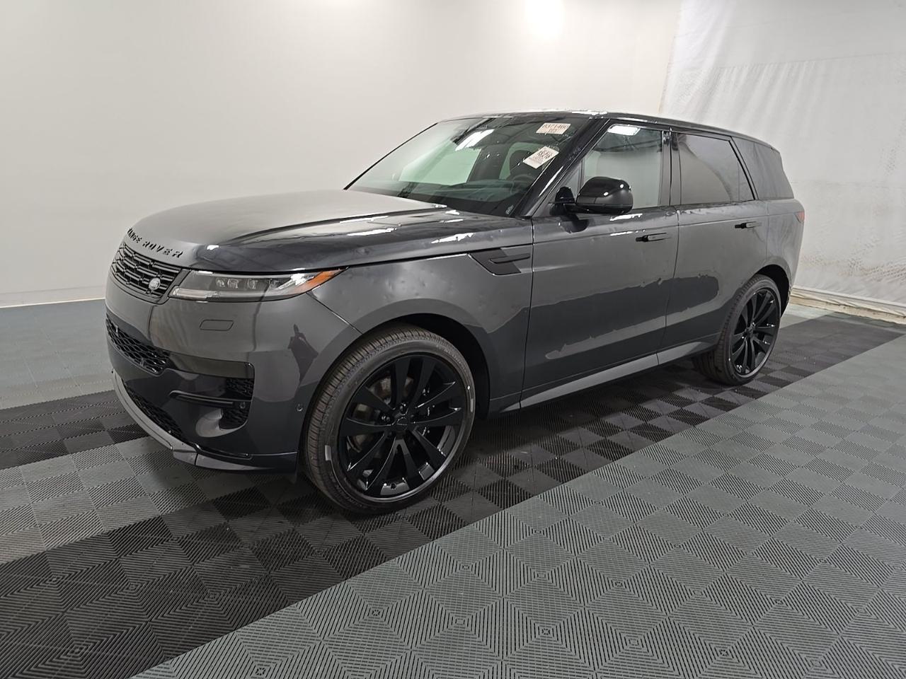 2026 Land Rover Range Rover Sport P400 Dynamic SE