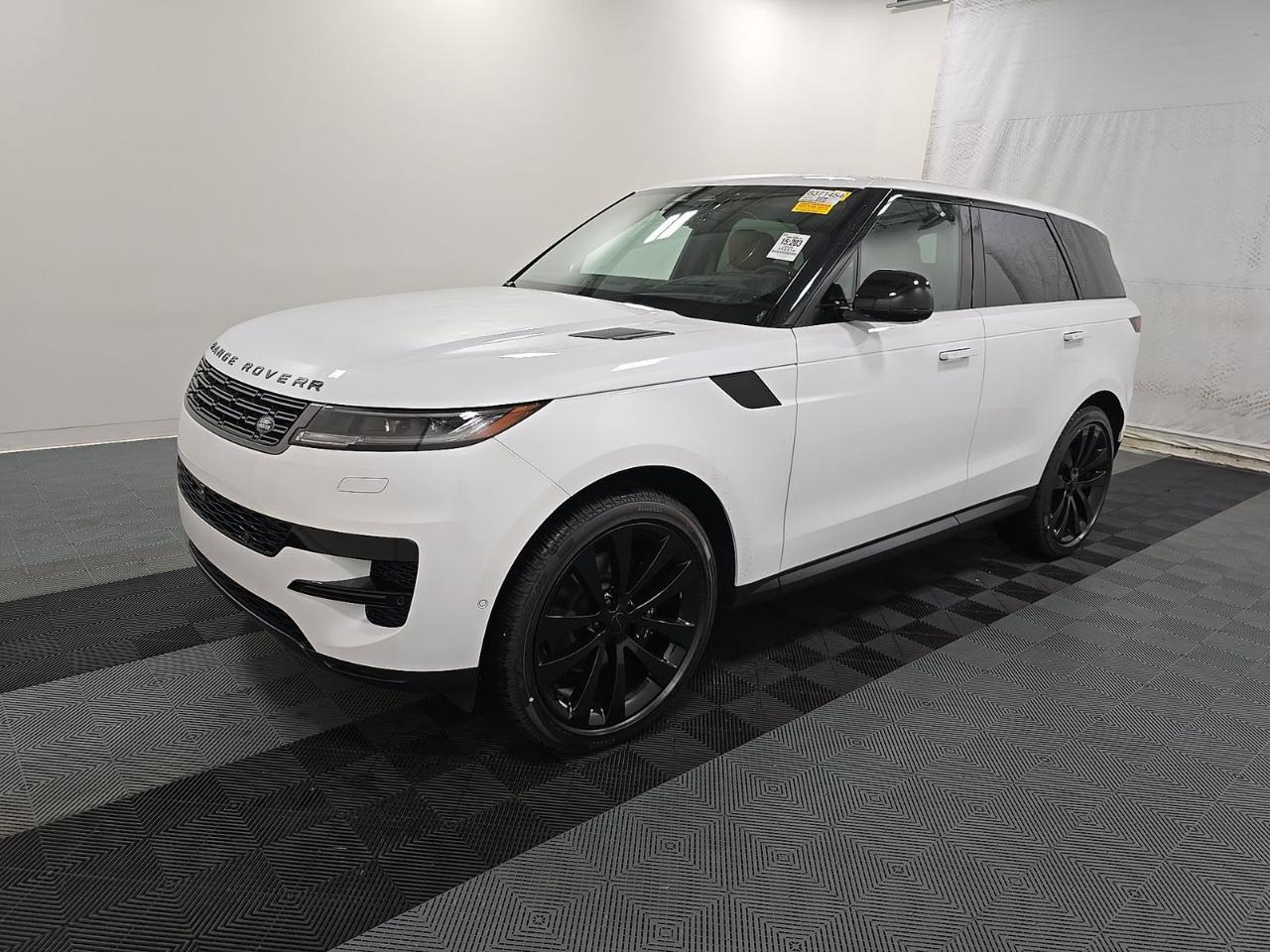 2026 Land Rover Range Rover Sport P400 Dynamic