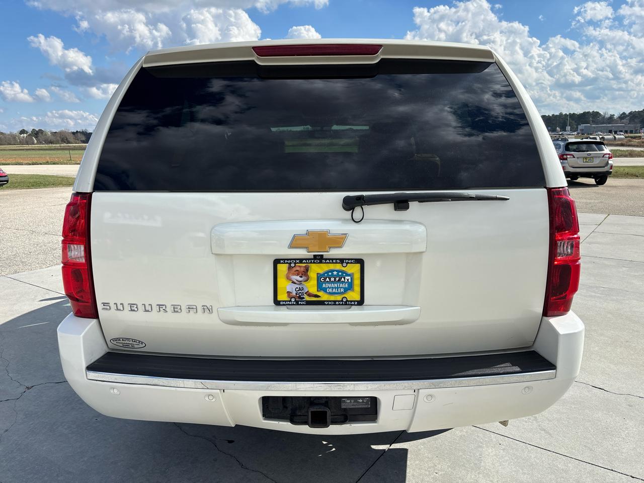 Chevrolet Suburban 4WD 4dr LTZ 2014