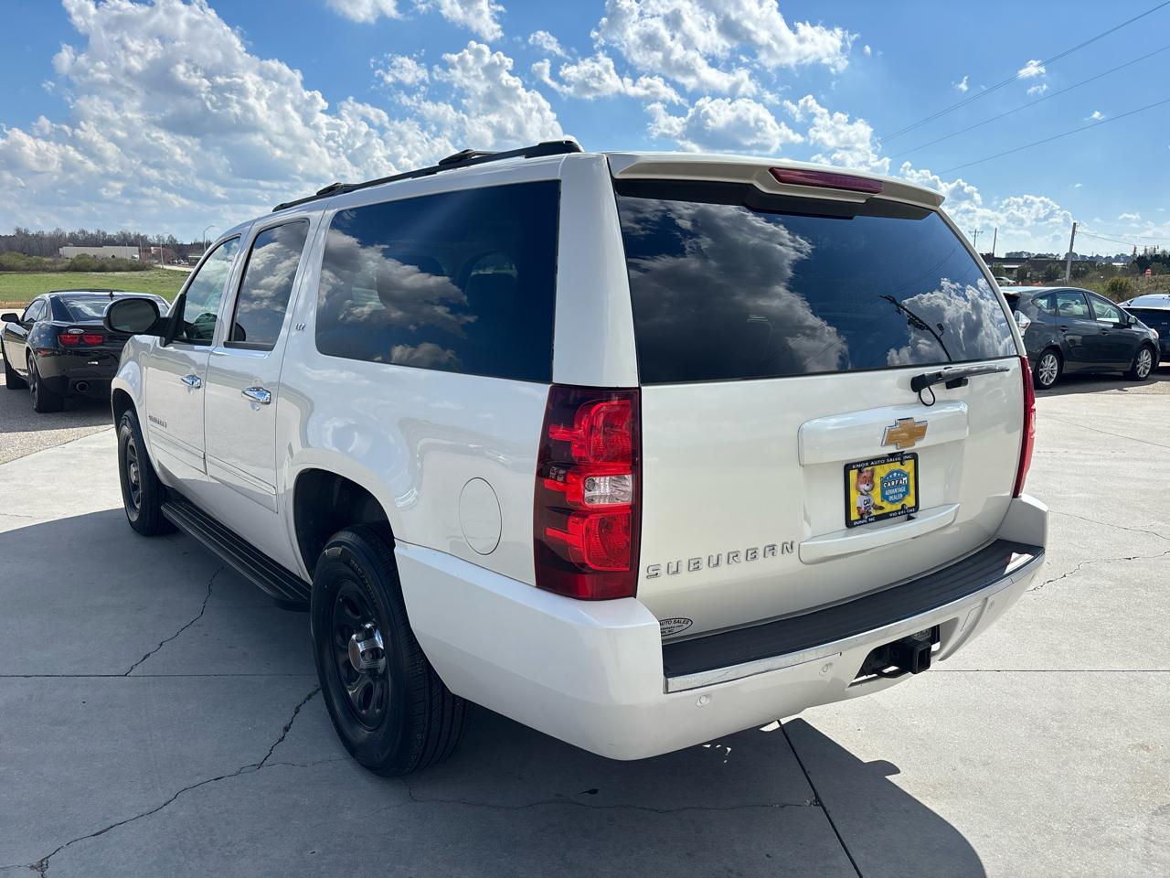 Chevrolet Suburban 4WD 4dr LTZ 2014
