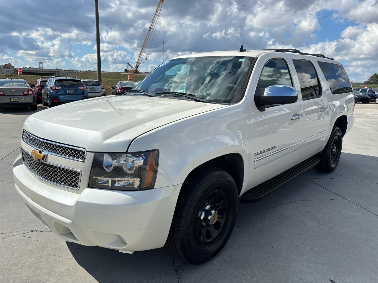 Chevrolet Suburban 4WD 4dr LTZ 2014