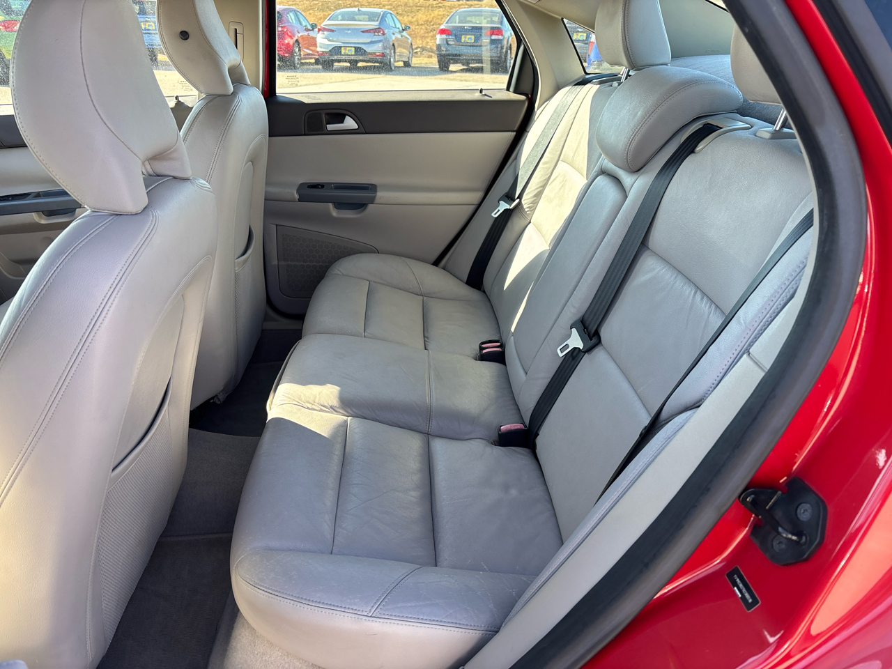 Volvo S40 4dr Sdn 2.4L Auto FWD 2008