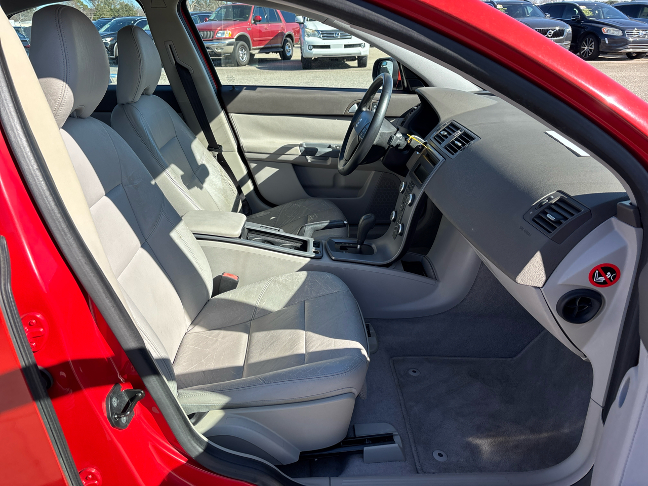 Volvo S40 4dr Sdn 2.4L Auto FWD 2008