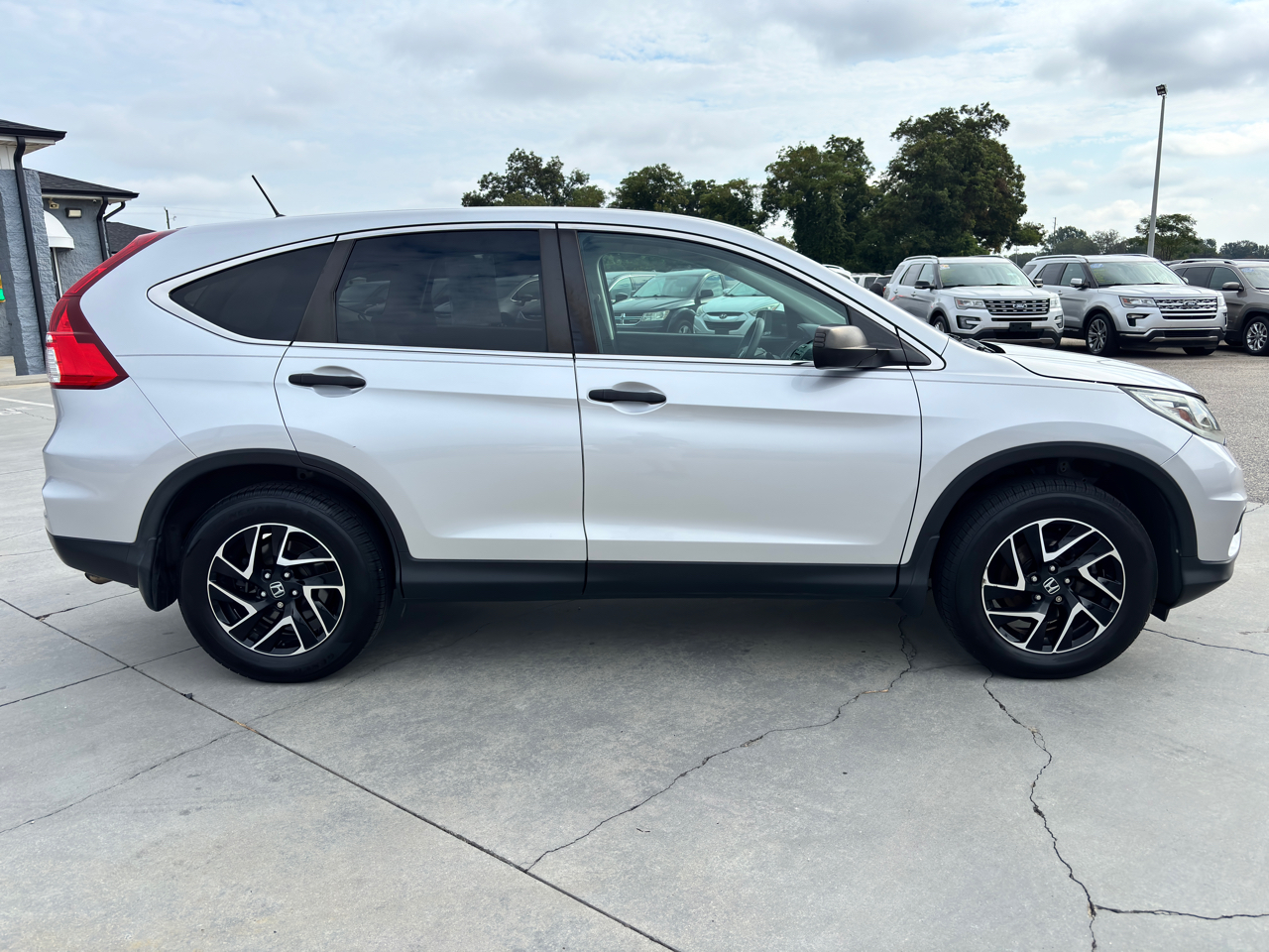 2016 Honda CR-V SE photo 3