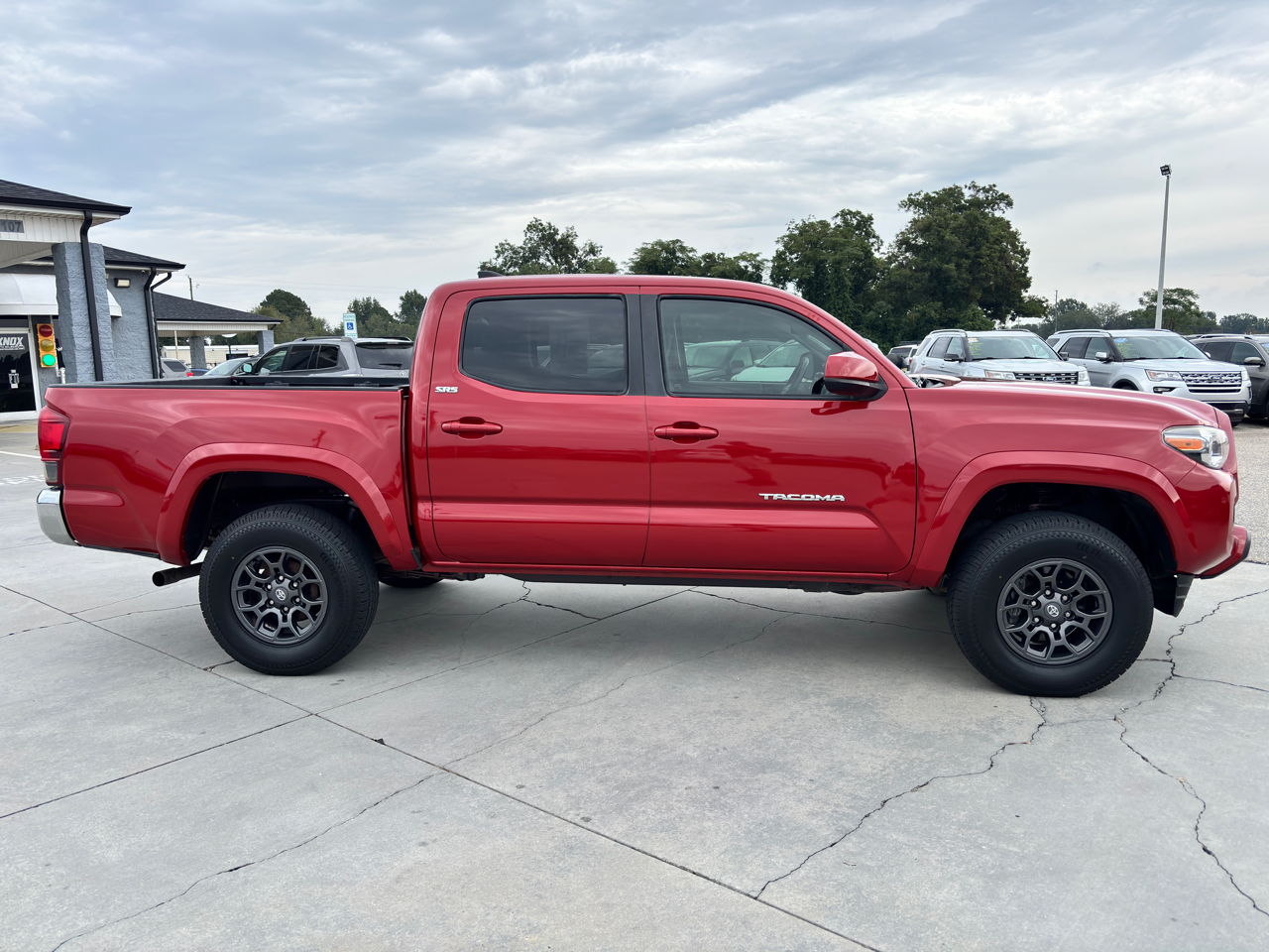 2018 Toyota Tacoma SR5 Double Cab V6 photo 3