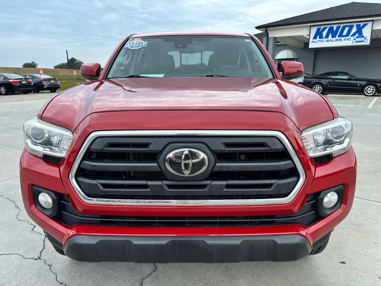2018 Toyota Tacoma SR5 Double Cab V6 photo 9