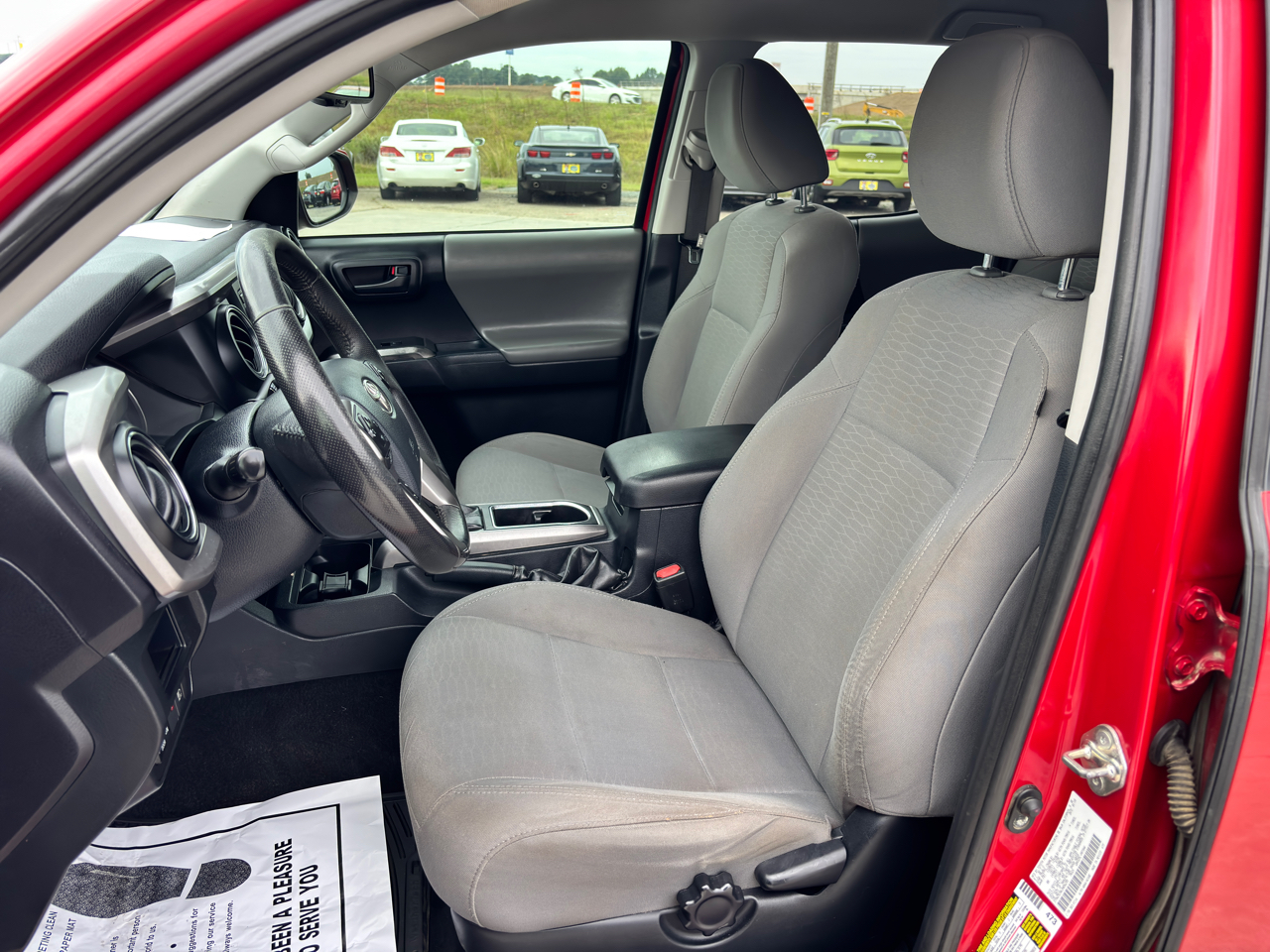 2018 Toyota Tacoma SR5 Double Cab V6 photo 18