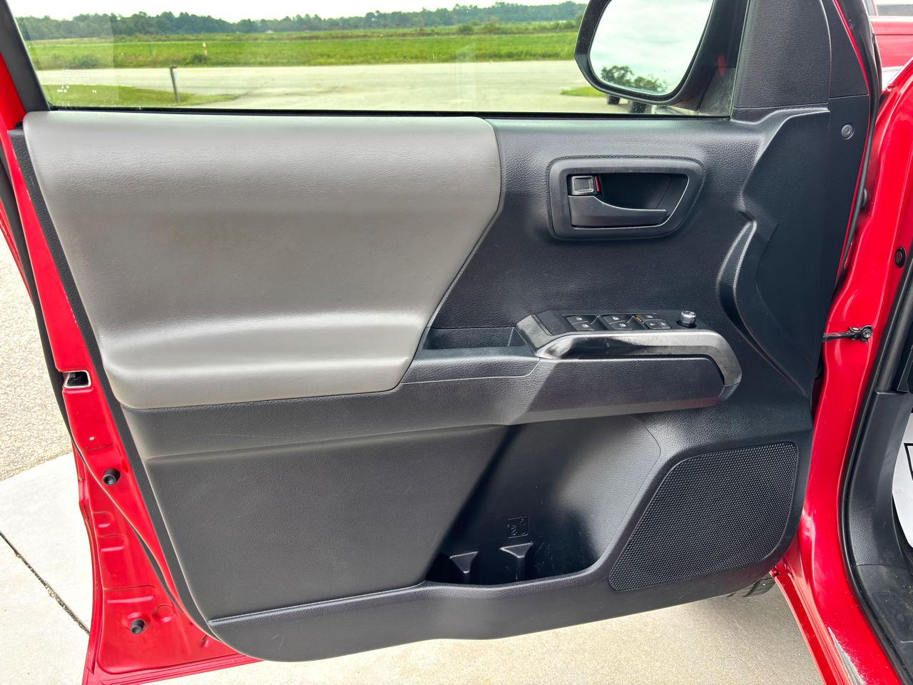 2018 Toyota Tacoma SR5 Double Cab V6 photo 20