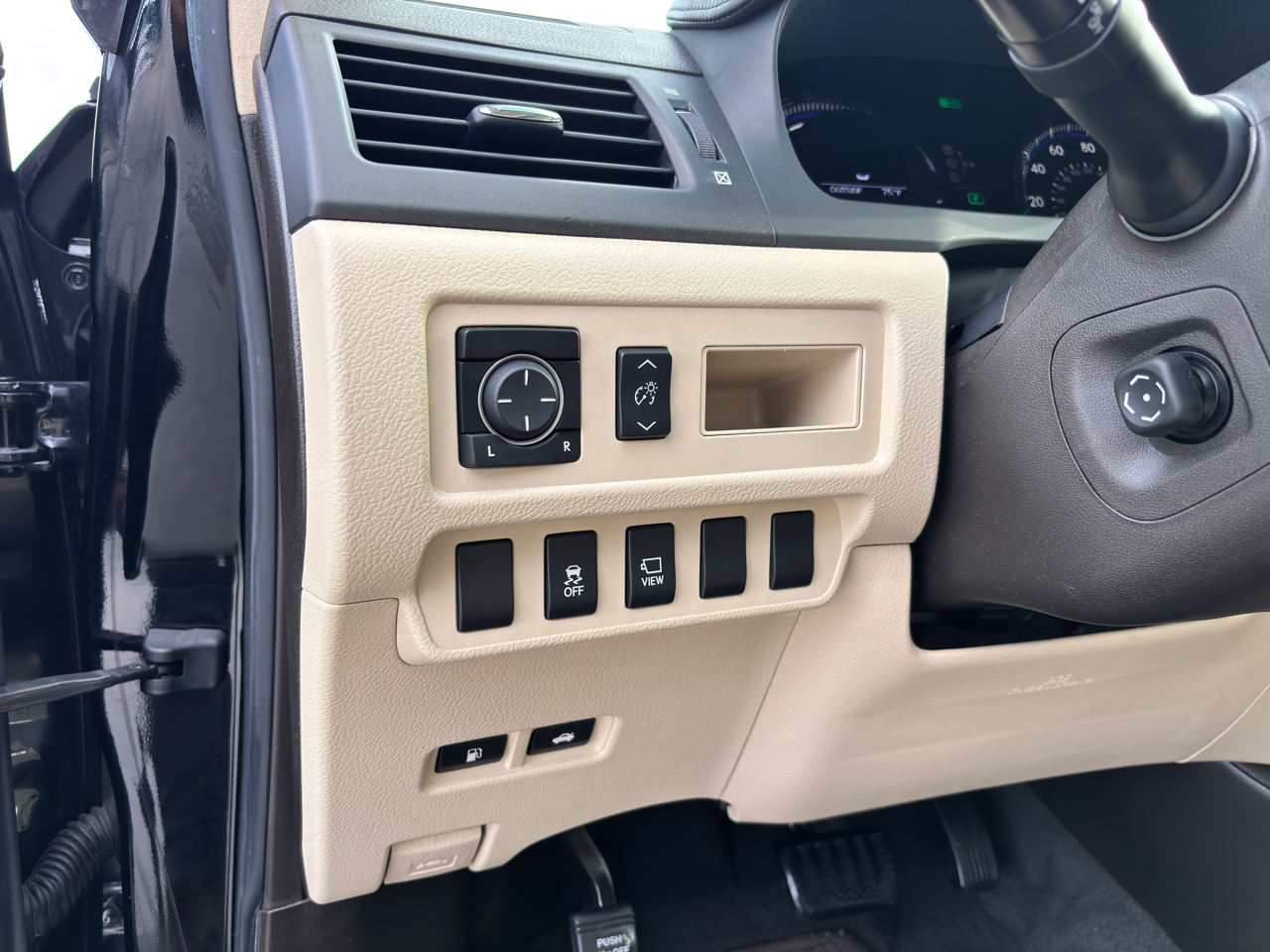 2010 Lexus HS 250h photo 20