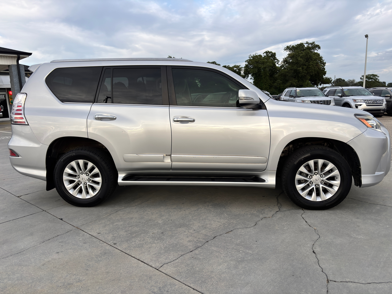 2014 Lexus GX 460 Base photo 3