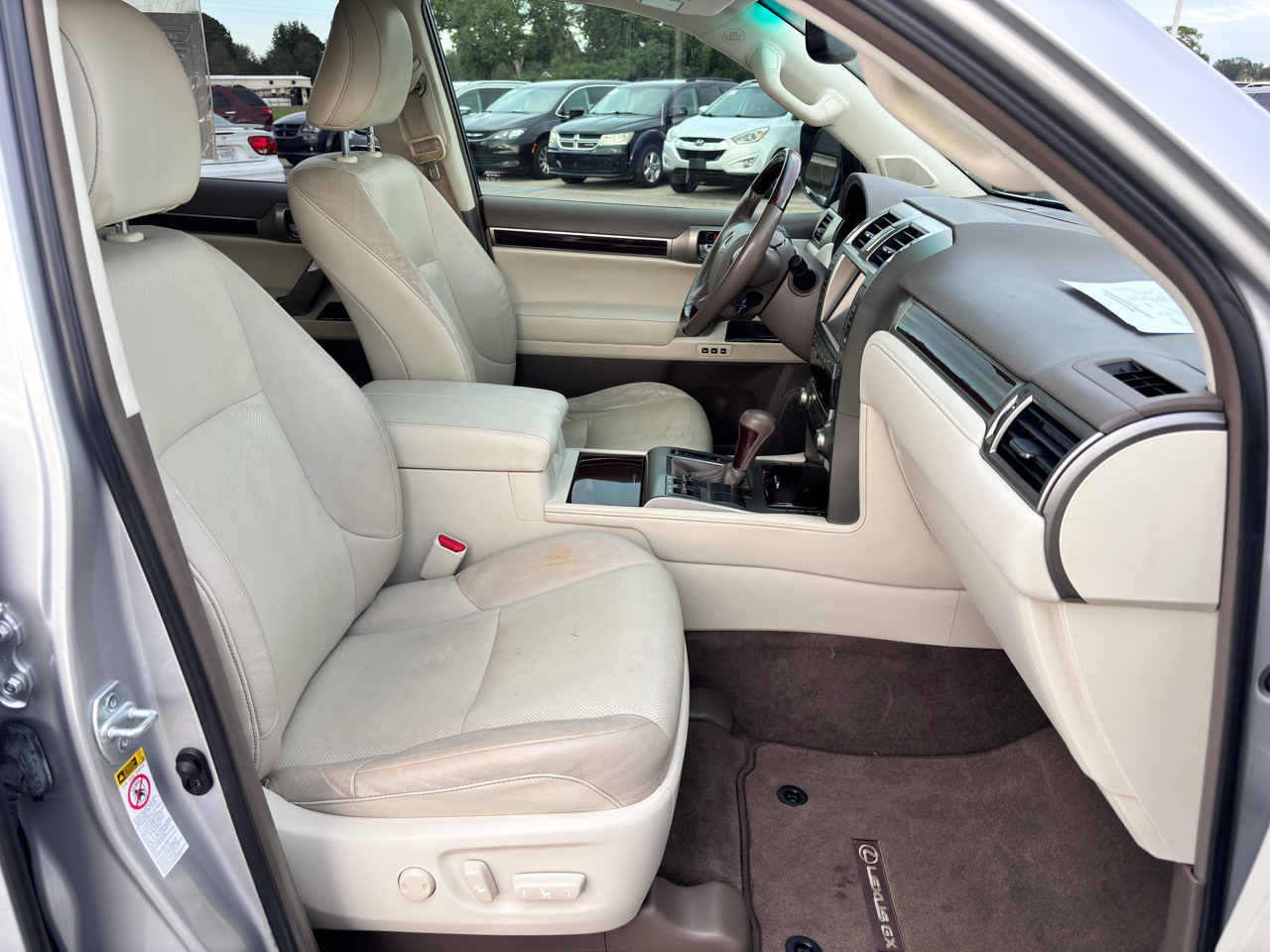 2014 Lexus GX 460 Base photo 28