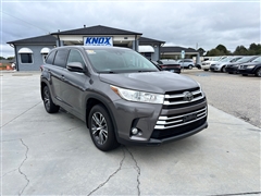 2017 Toyota Highlander  2017 Toyota Highlander