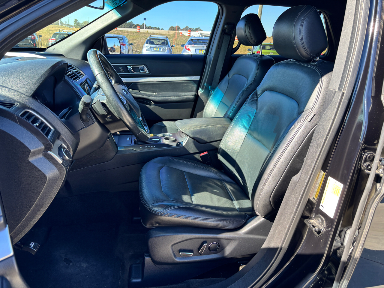 Ford Explorer XLT FWD 2017 Ford Explorer XLT FWD 2017