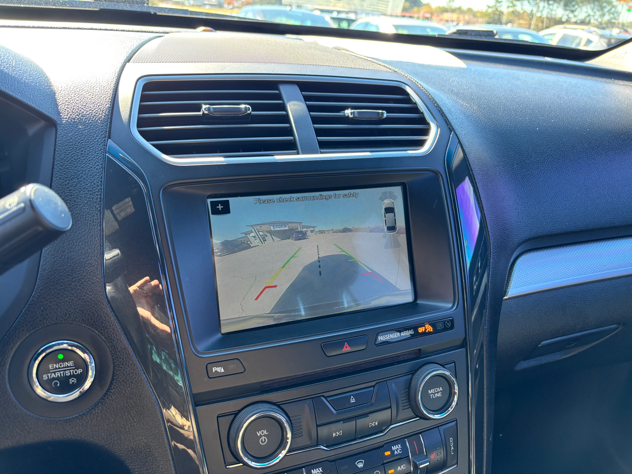 Ford Explorer XLT FWD 2017 Ford Explorer XLT FWD 2017