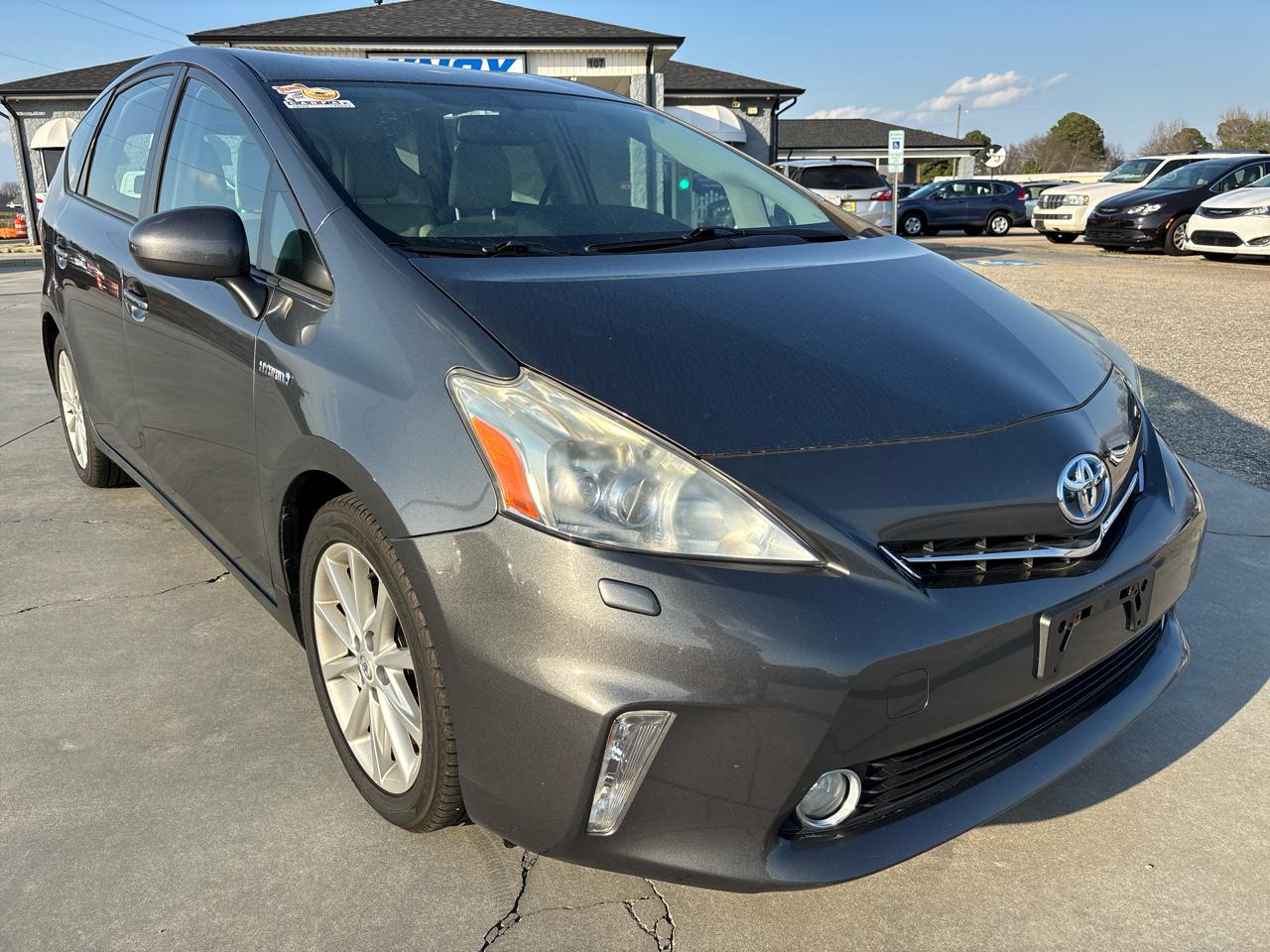 Toyota Prius V 5dr Wgn Five (Natl) 2012