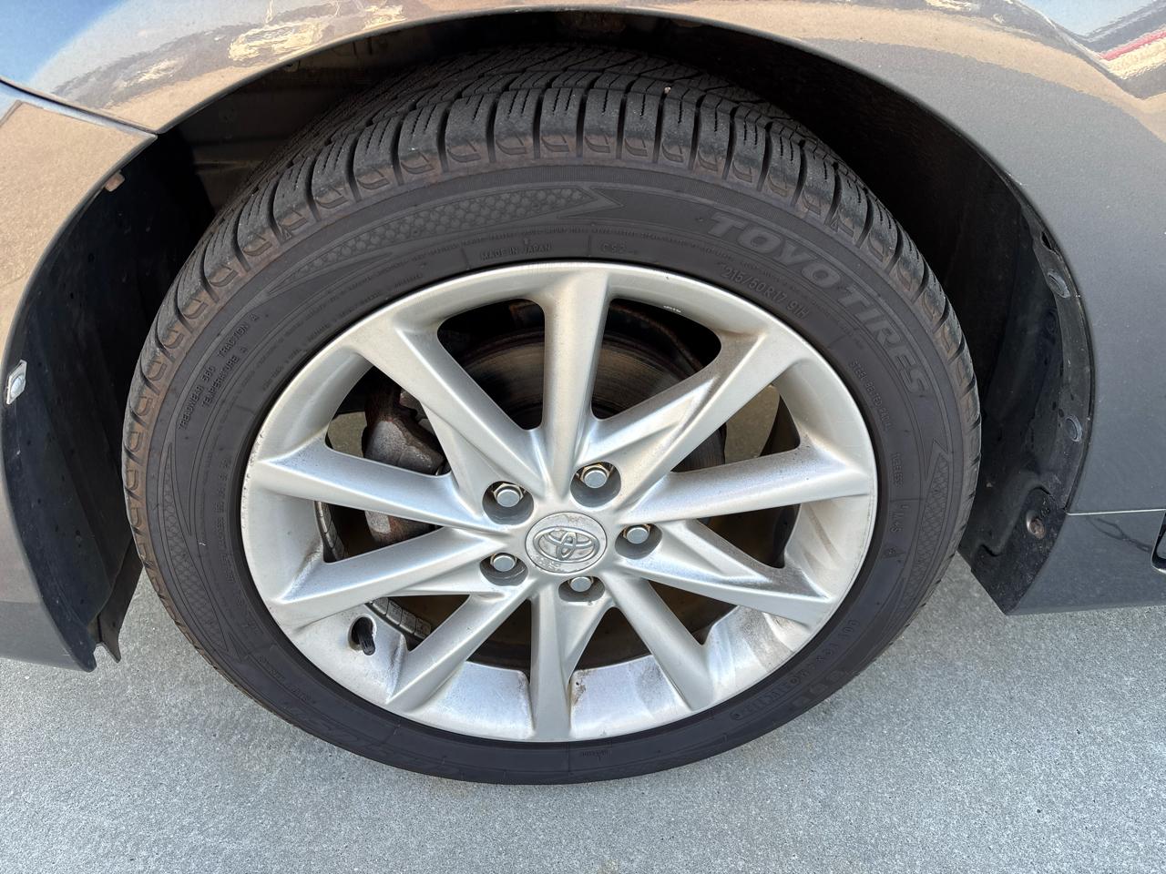 Toyota Prius V 5dr Wgn Five (Natl) 2012