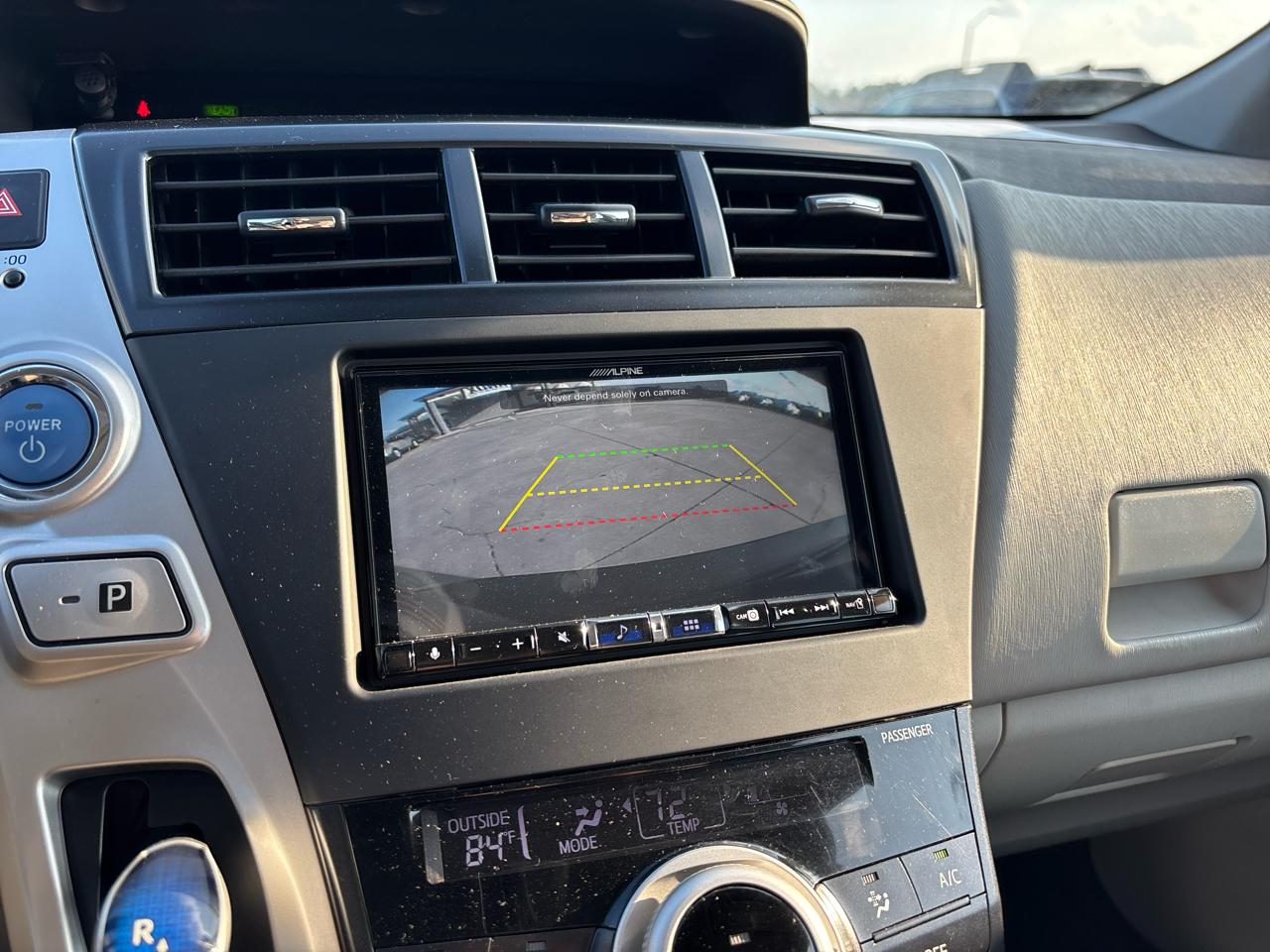 Toyota Prius V 5dr Wgn Five (Natl) 2012