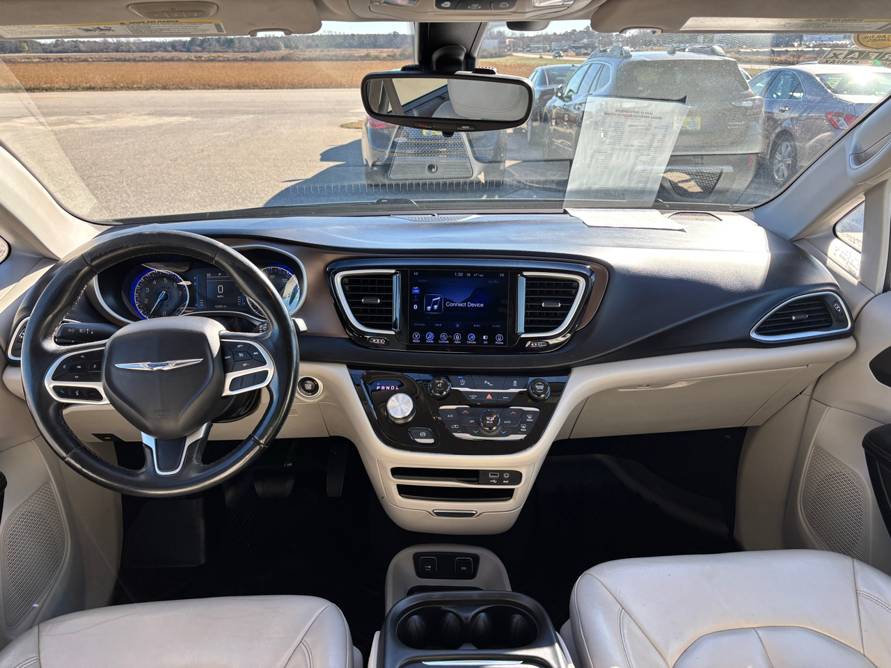 Chrysler Pacifica Touring-L FWD 2017