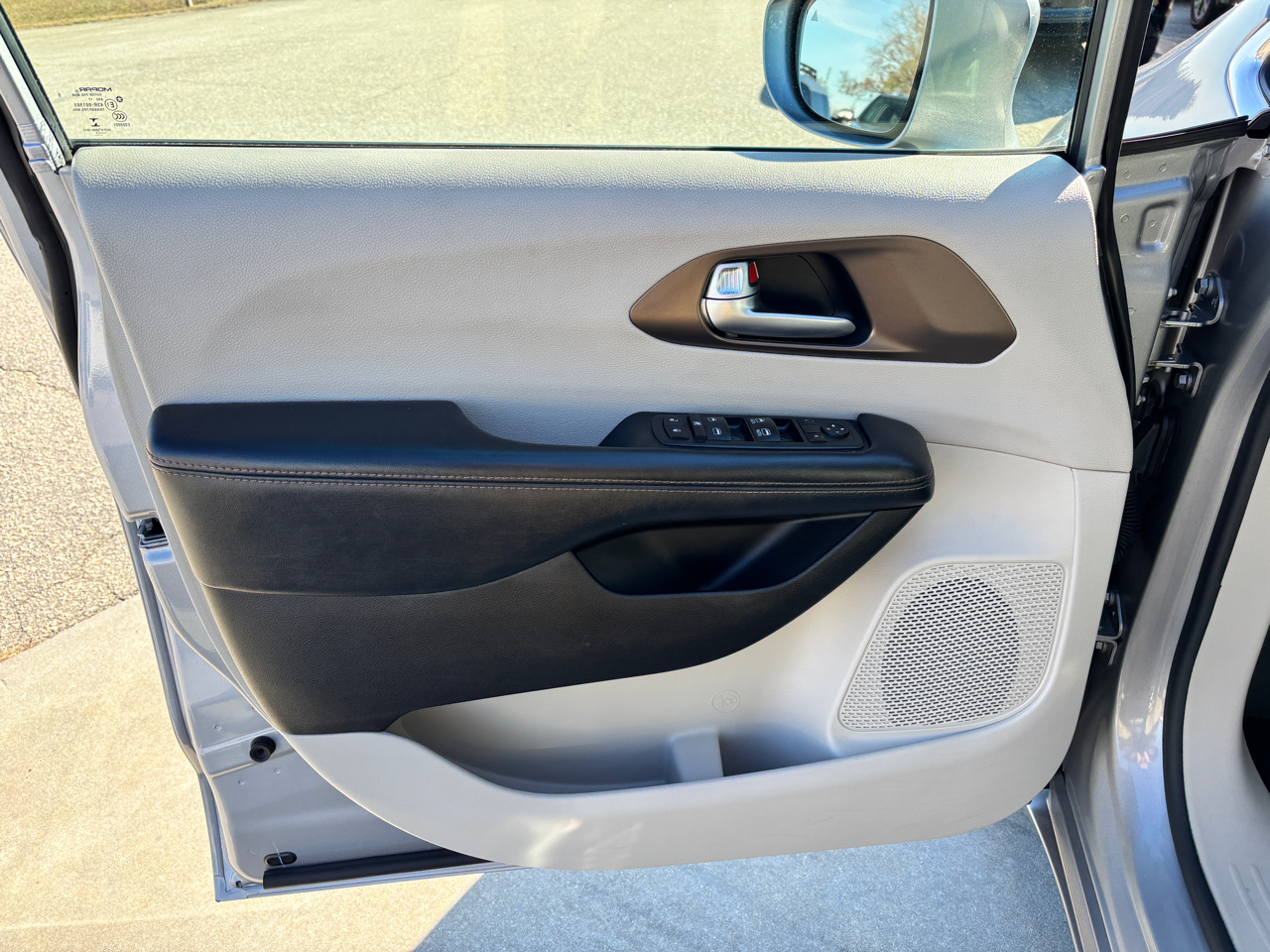 Chrysler Pacifica Touring-L FWD 2017