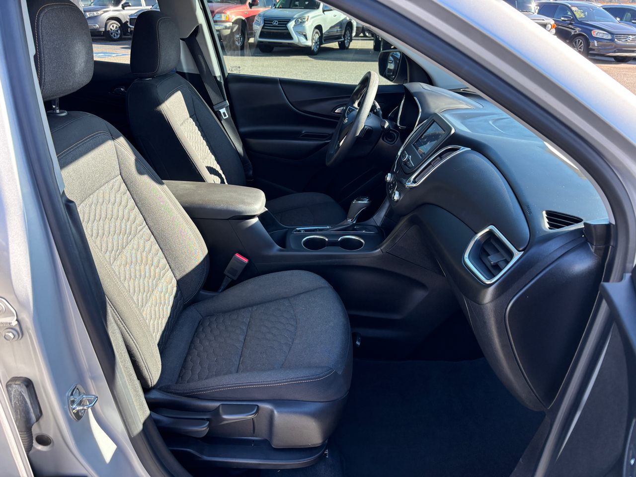 Chevrolet Equinox FWD 4dr LT w/1LT 2021