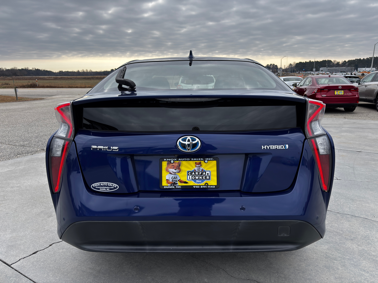 Toyota Prius Two 2017
