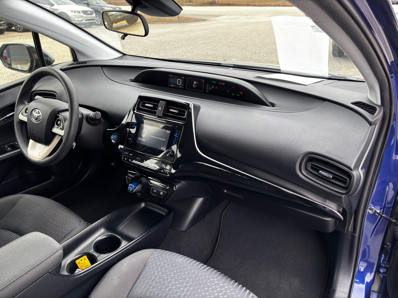 Toyota Prius Two 2017