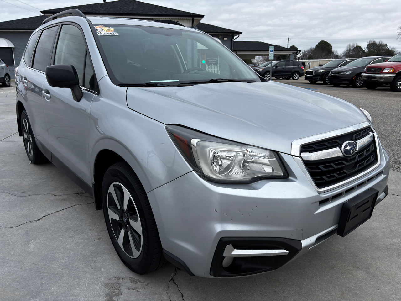 Subaru Forester 2.5i Limited CVT 2017