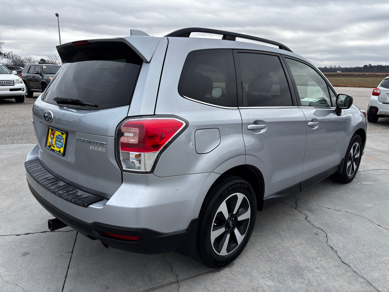 Subaru Forester 2.5i Limited CVT 2017