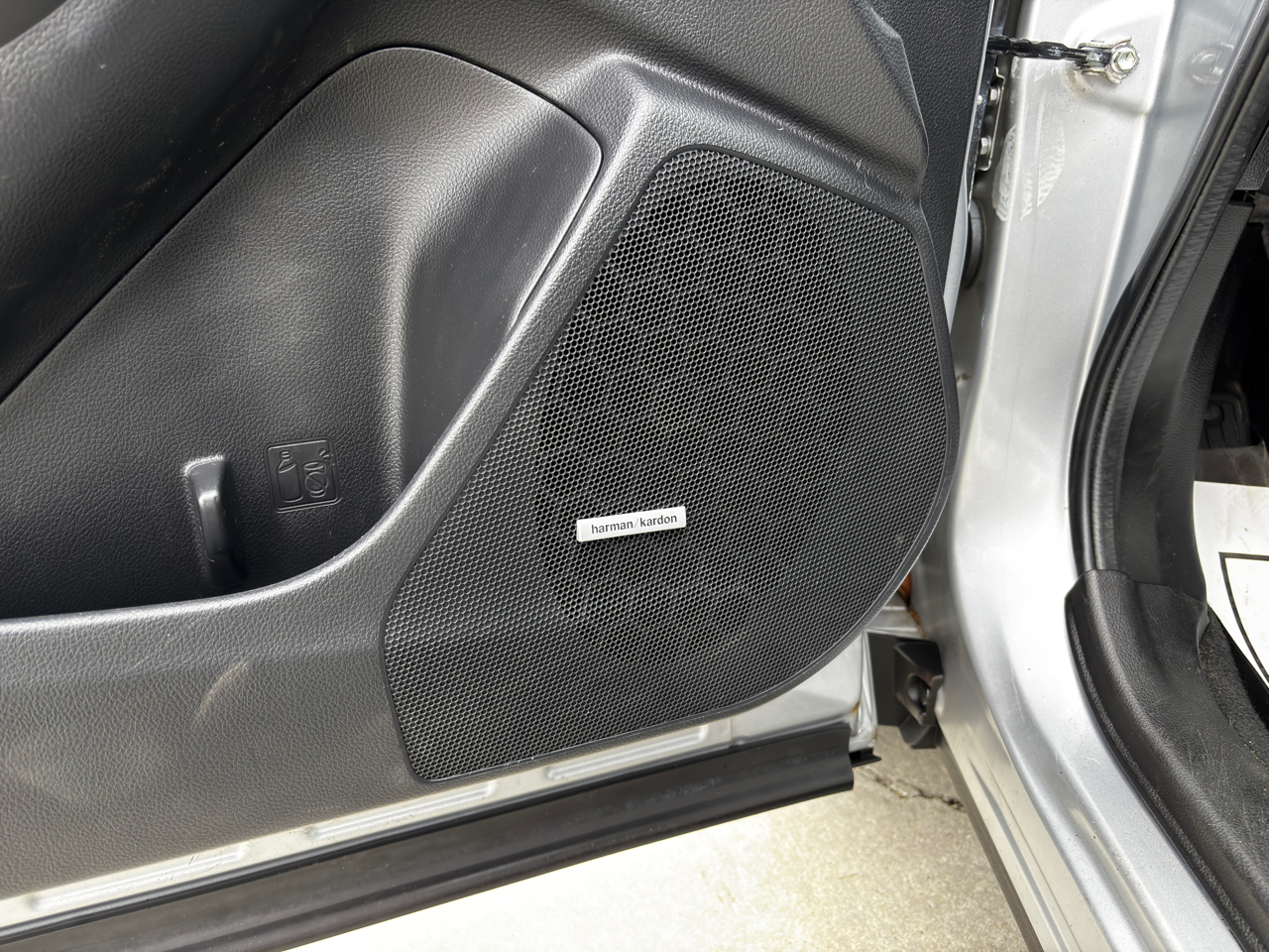 Subaru Forester 2.5i Limited CVT 2017