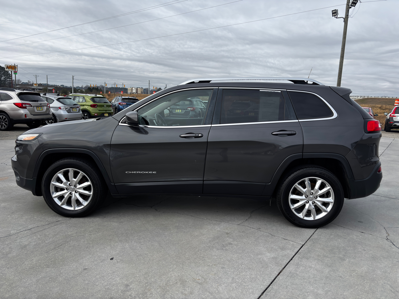 Jeep Cherokee 4WD 4dr Limited 2016