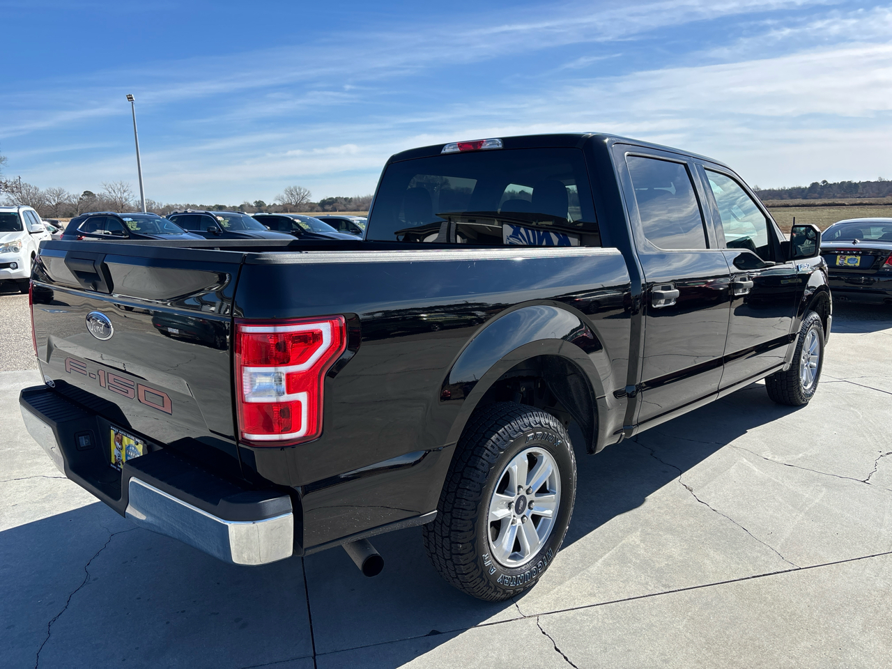 Ford F-150 2WD SuperCrew 145" XLT 2018