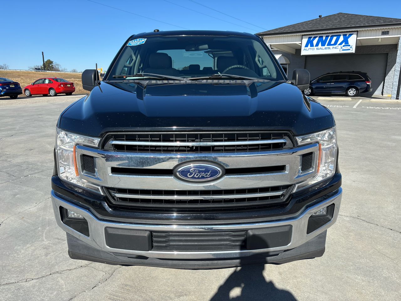 Ford F-150 2WD SuperCrew 145" XLT 2018