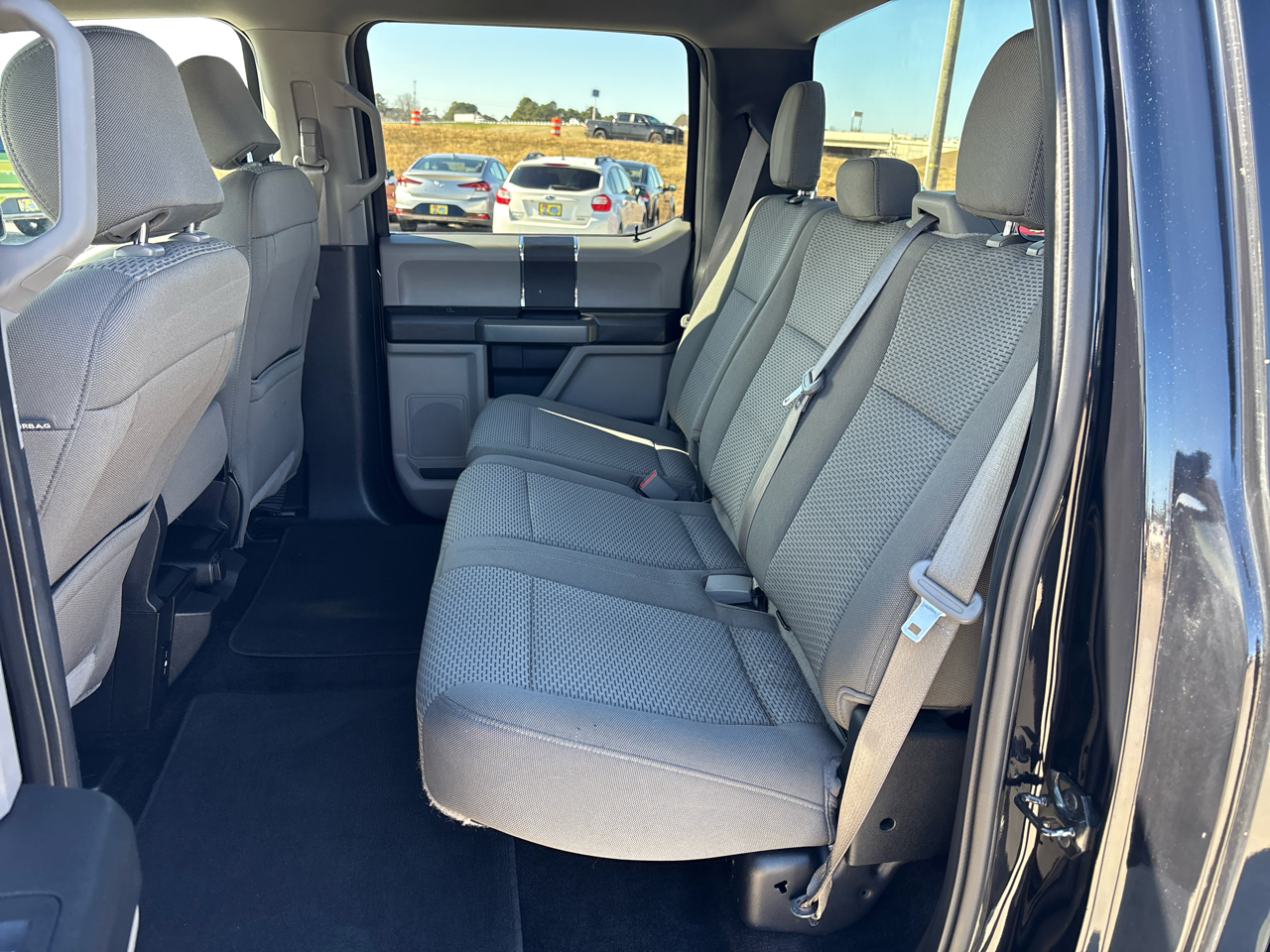 Ford F-150 2WD SuperCrew 145" XLT 2018