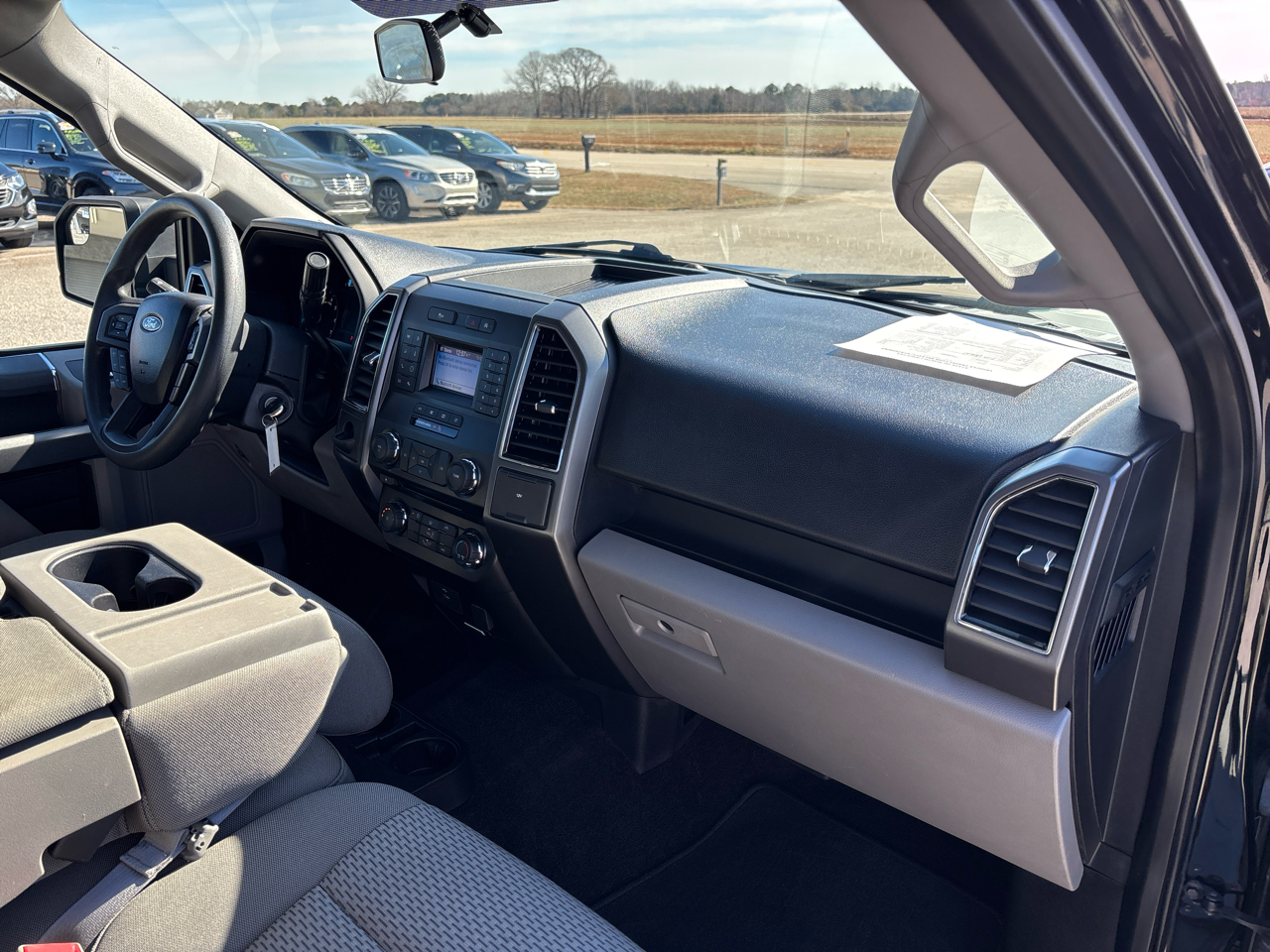 Ford F-150 2WD SuperCrew 145" XLT 2018