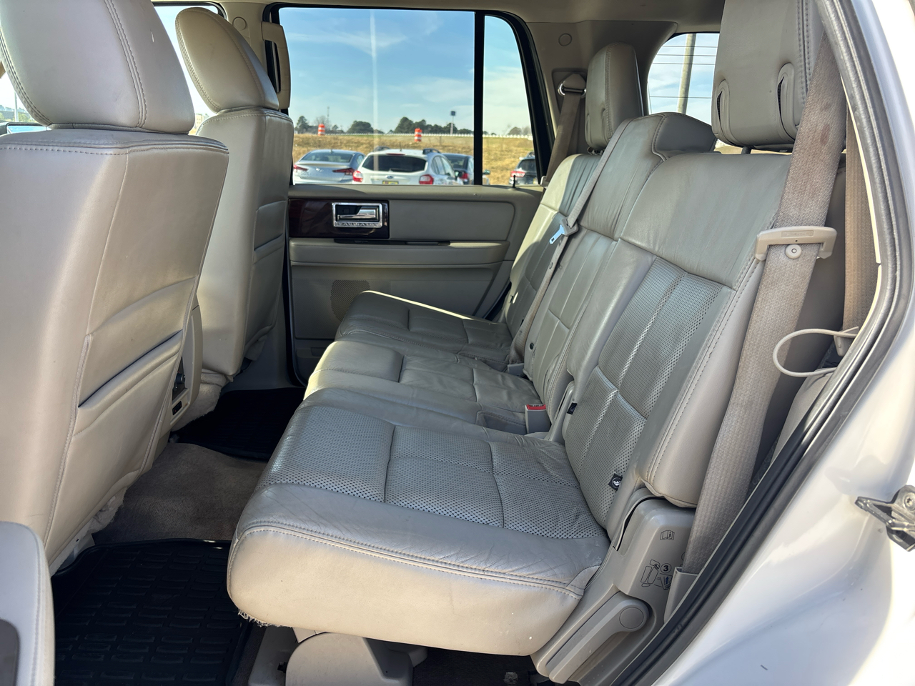 Lincoln Navigator 2WD 4dr 2013