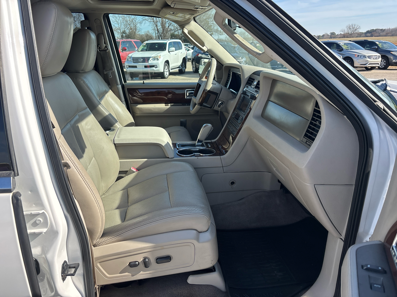 Lincoln Navigator 2WD 4dr 2013