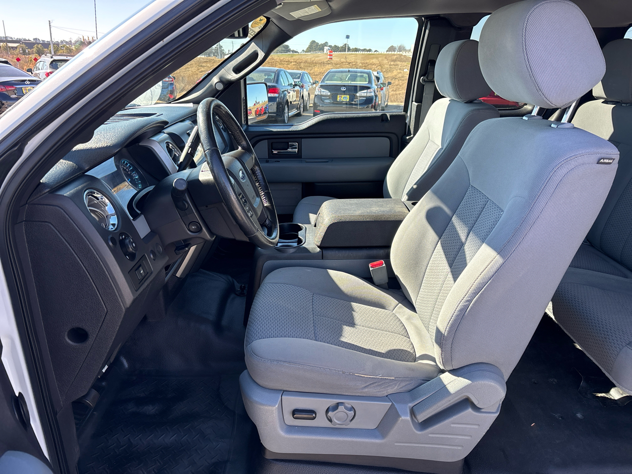 Ford F-150 2WD SuperCab 145" XLT 2013