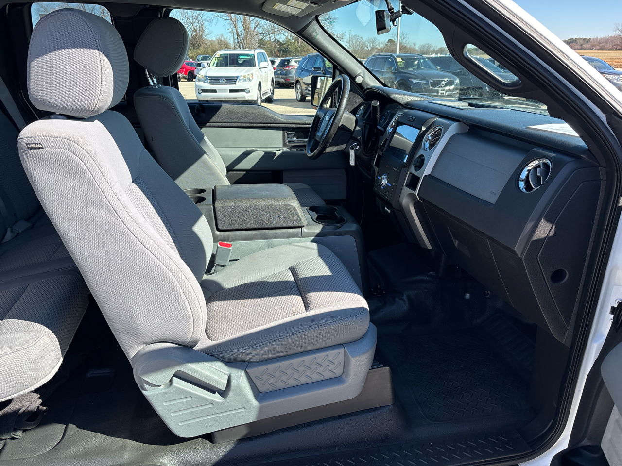 Ford F-150 2WD SuperCab 145" XLT 2013