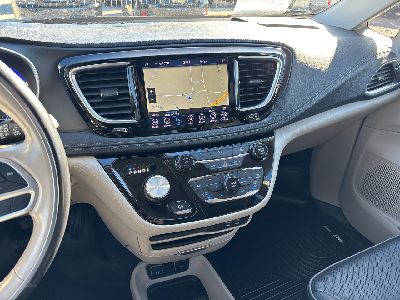 Chrysler Pacifica Limited FWD 2020