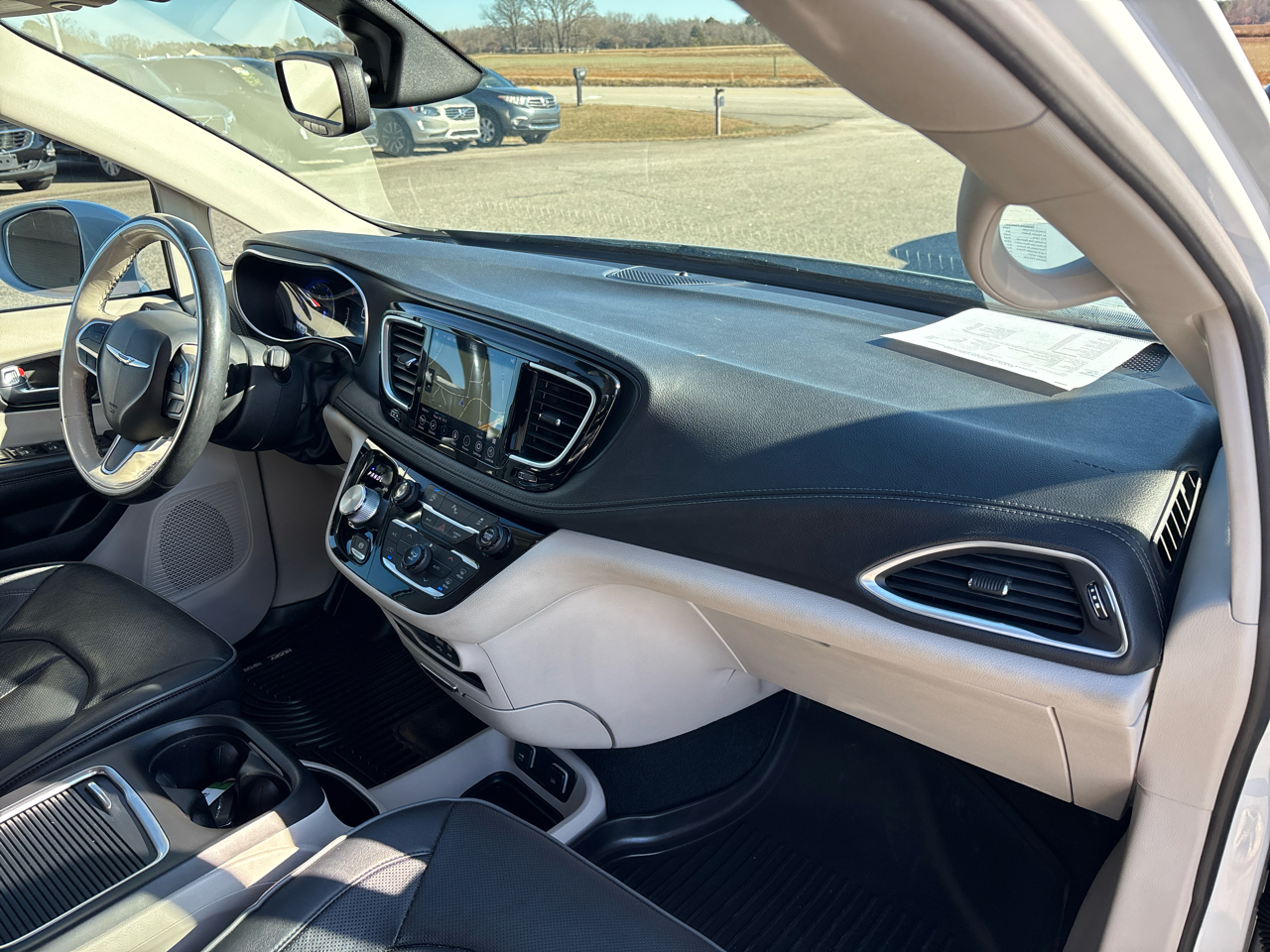 Chrysler Pacifica Limited FWD 2020