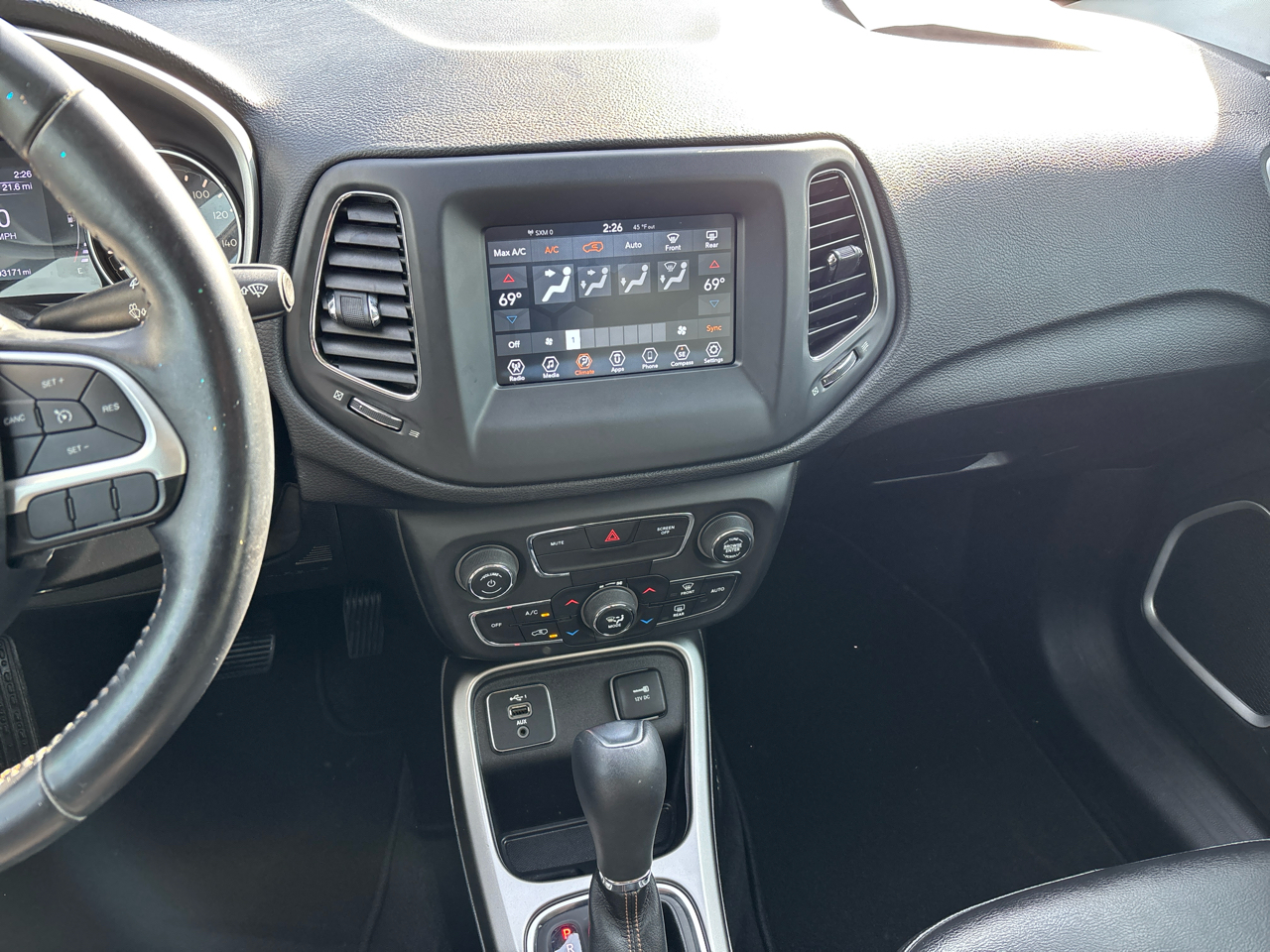 Jeep Compass Latitude FWD 2019